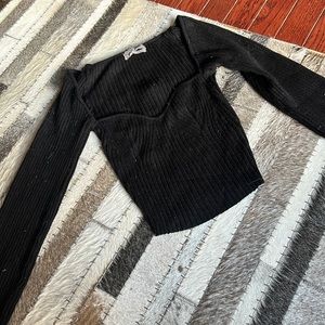 Urban Outfitters Black Wide Sleeve Slit LS‎ Sweater